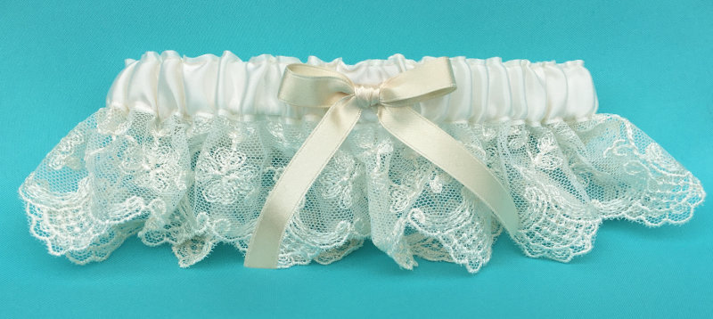 Ivory Lace Garter with Champagne Bow